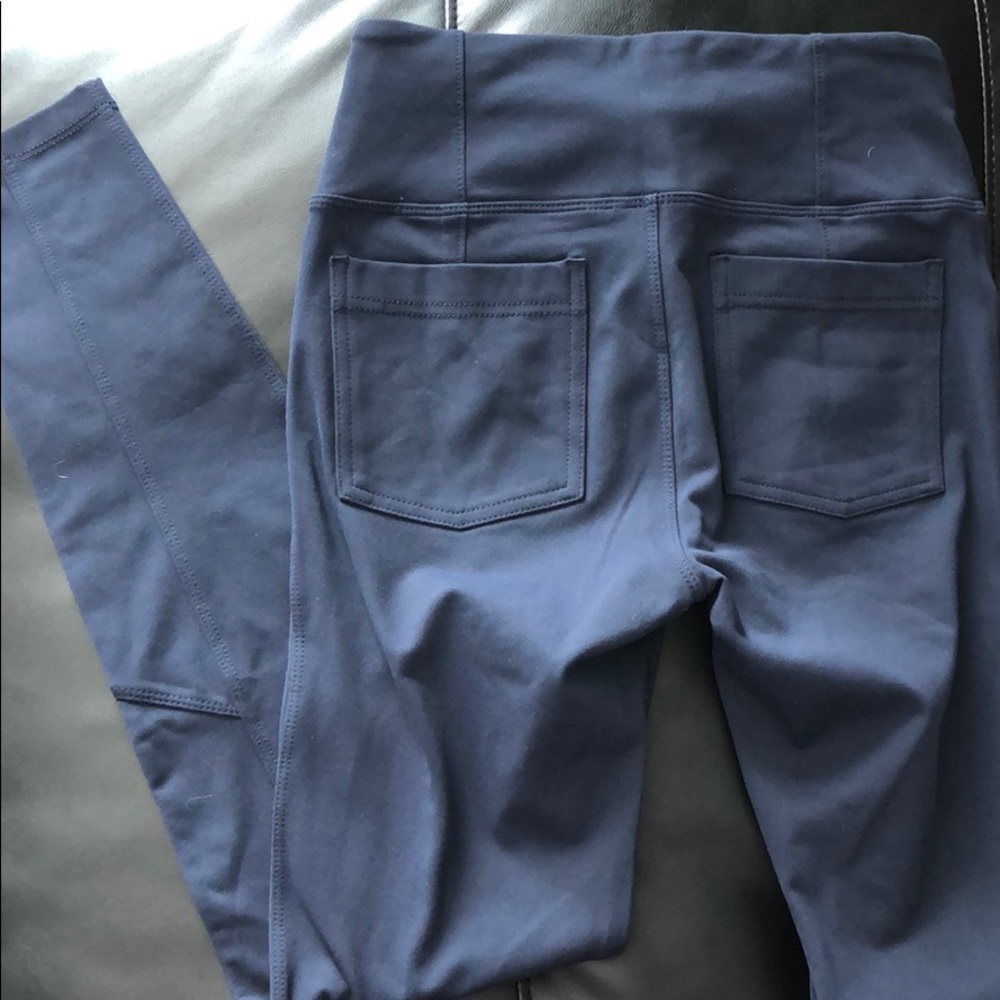 Small Athleta Navy leggings